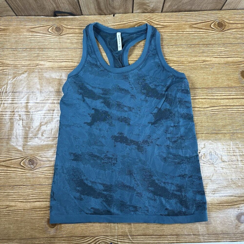 Athleta Tank Top Womens Large Blue‎ Camo Seamless Racerback Athletic Gym Yoga